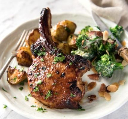 Oven Baked Pork Chops with Potatoes