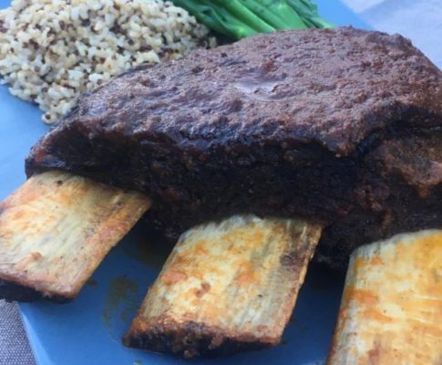Simple Dry-Rubbed Beef Short Ribs