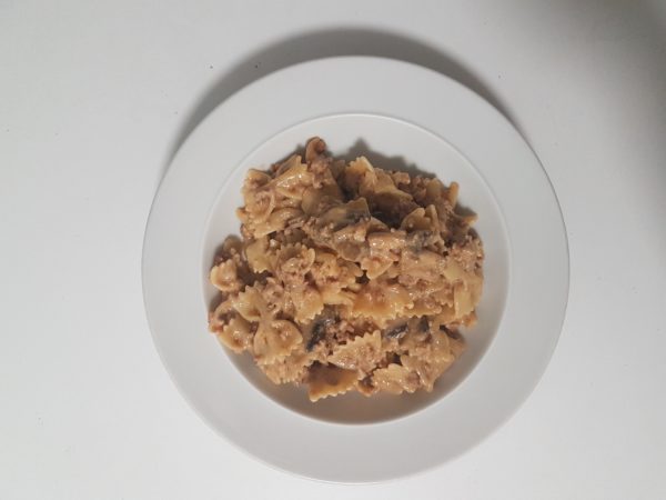 One Pot Beef Stroganoff