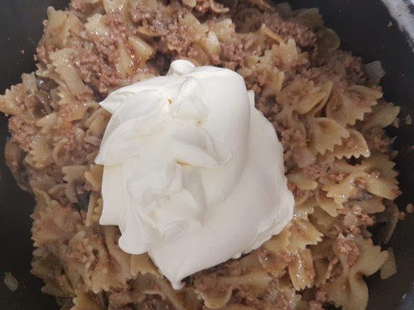 One Pot Beef Stroganoff